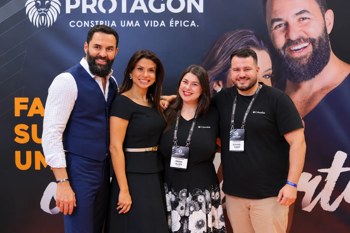 Wendell Carvalho, Karina Carvalho, Bruna e Cláudio no coquetel Diamond do Protagon